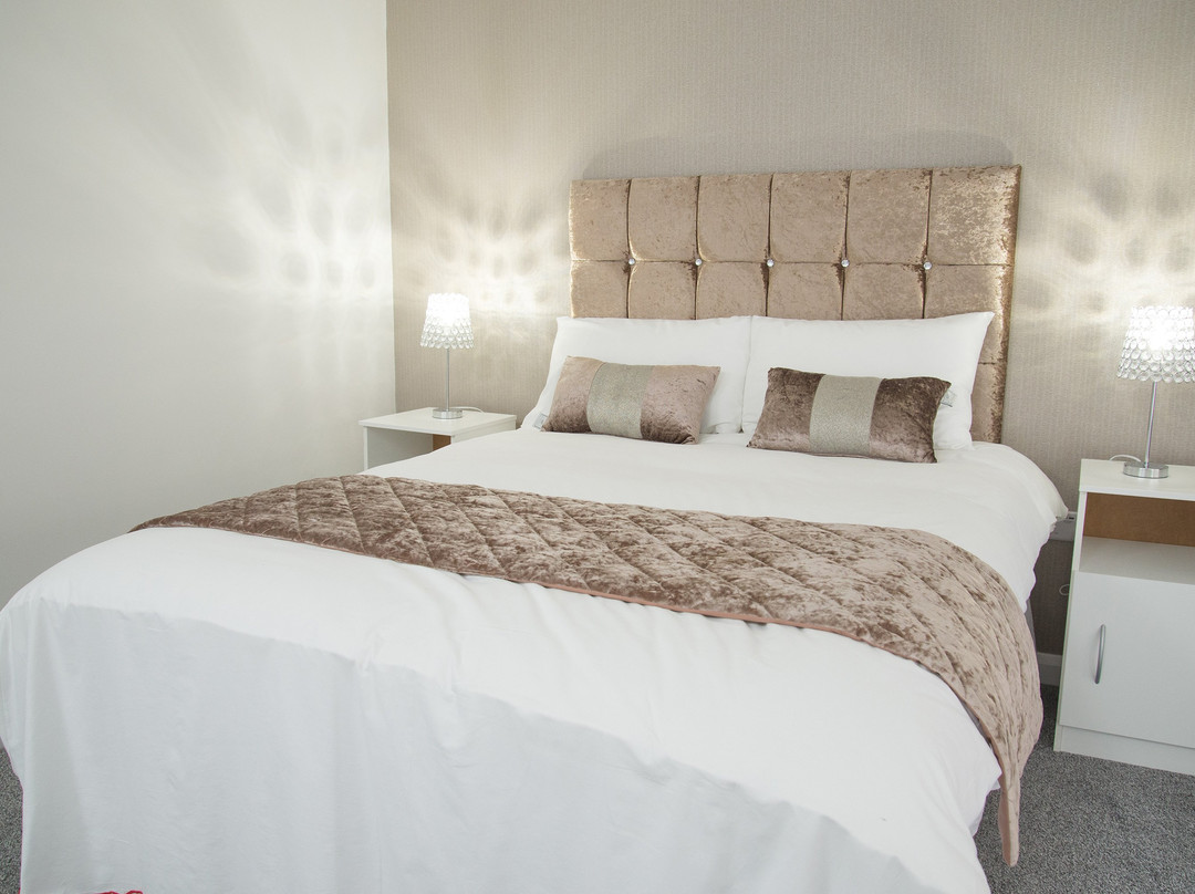 TLK Apartments & Hotel