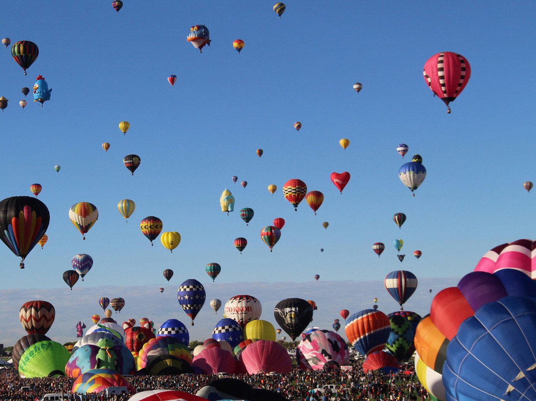 Cedar Crest酒店住宿-Holiday Inn Express & Suites Albuquerque East by IHG