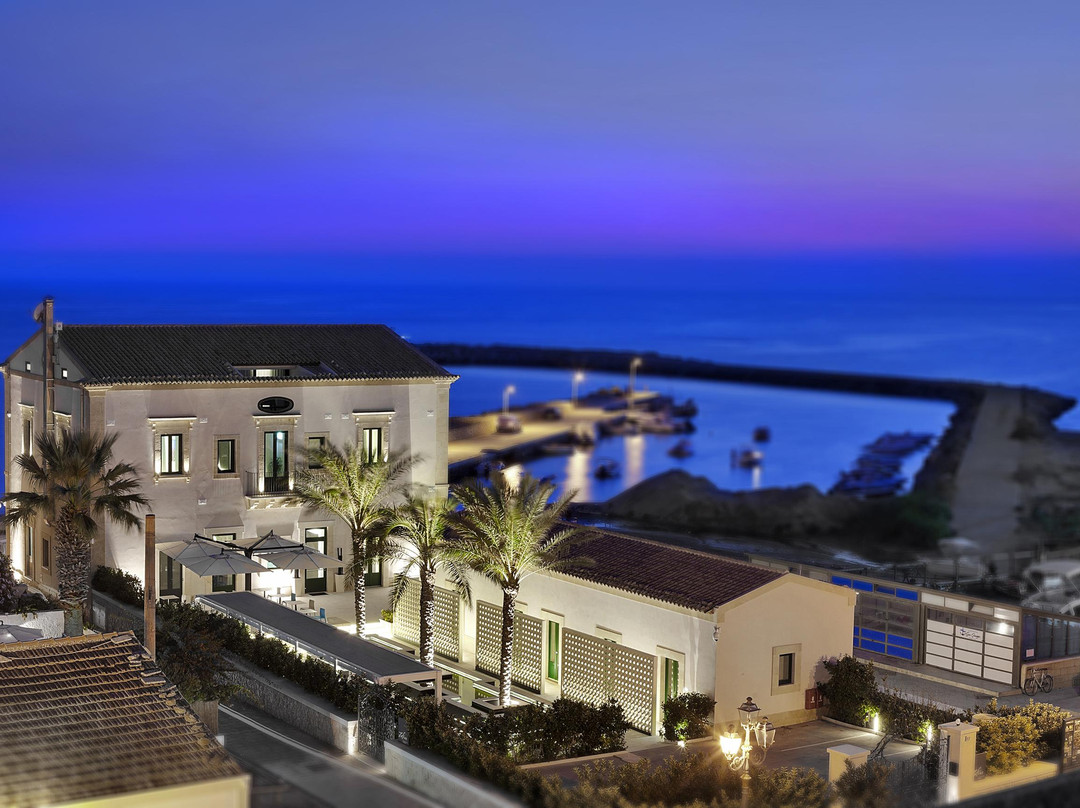 Zafran Boutique Hotel