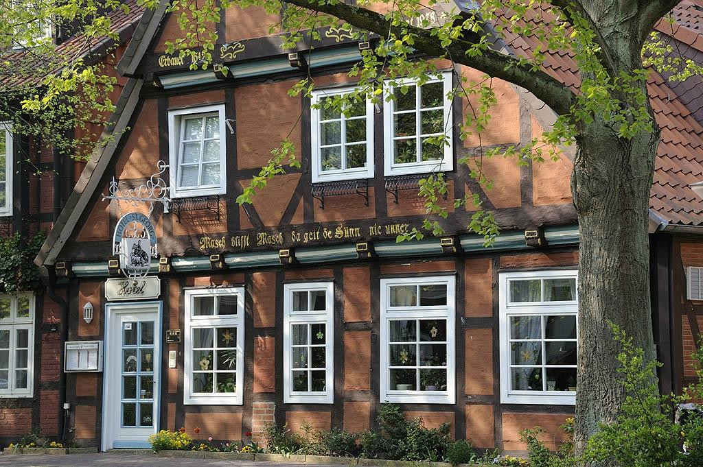 Wienhausen酒店住宿-Hotel St. Georg Garni