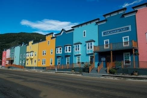 Yukon酒店住宿-Holland America Dawson City Inn