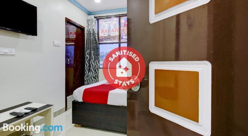 OYO 77180 Sri Vasudha Residency