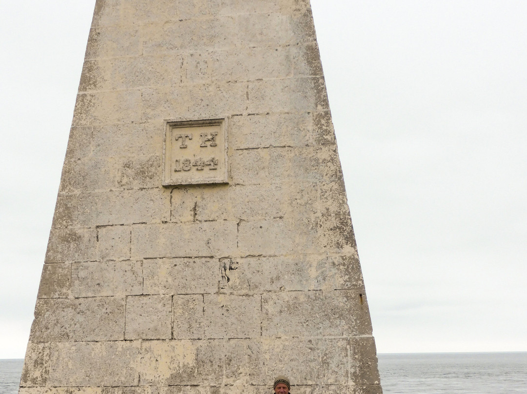 Trinity House Obelisk-Isle of Portland必去景点