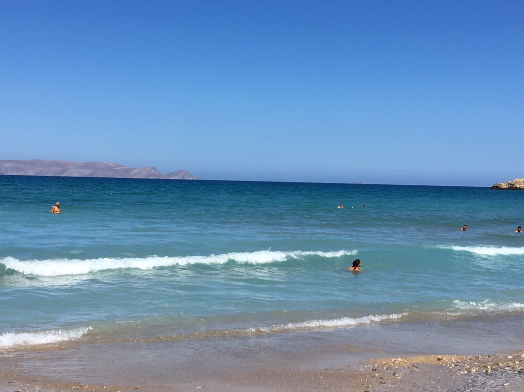 Nancy Chara Apartments主图