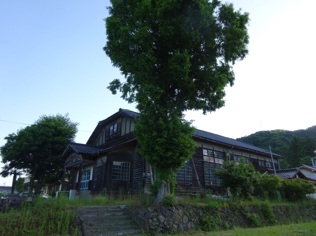 Former Yogo Elementary School Auditorium-长滨市必去景点