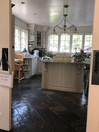 Frederick William House主图