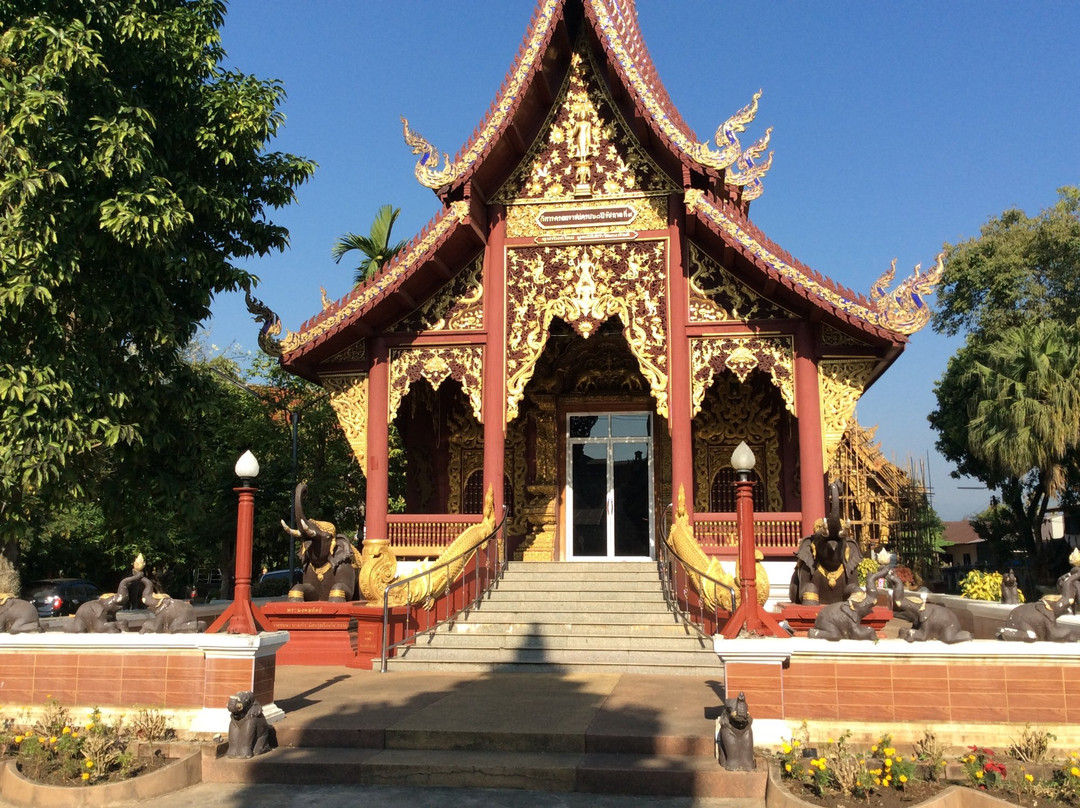 Wat Chedi Ngam Temple景点图片