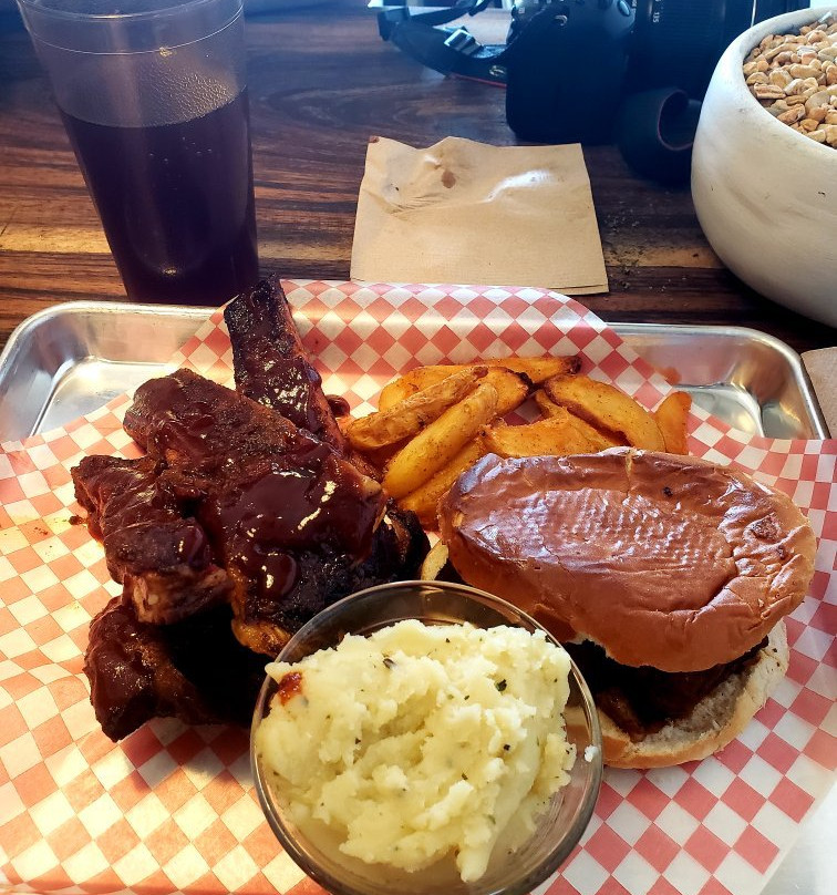 TFG - The Flowin’ Grill