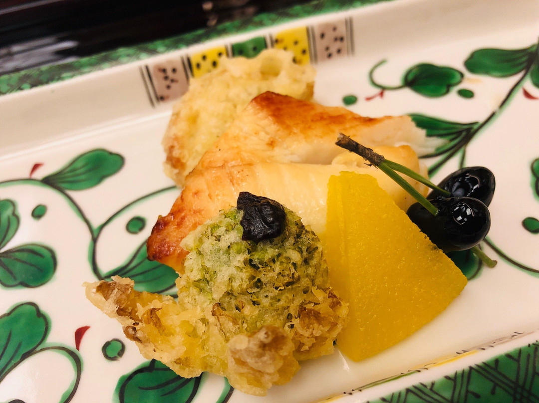 なだ万 帝国ホテル店