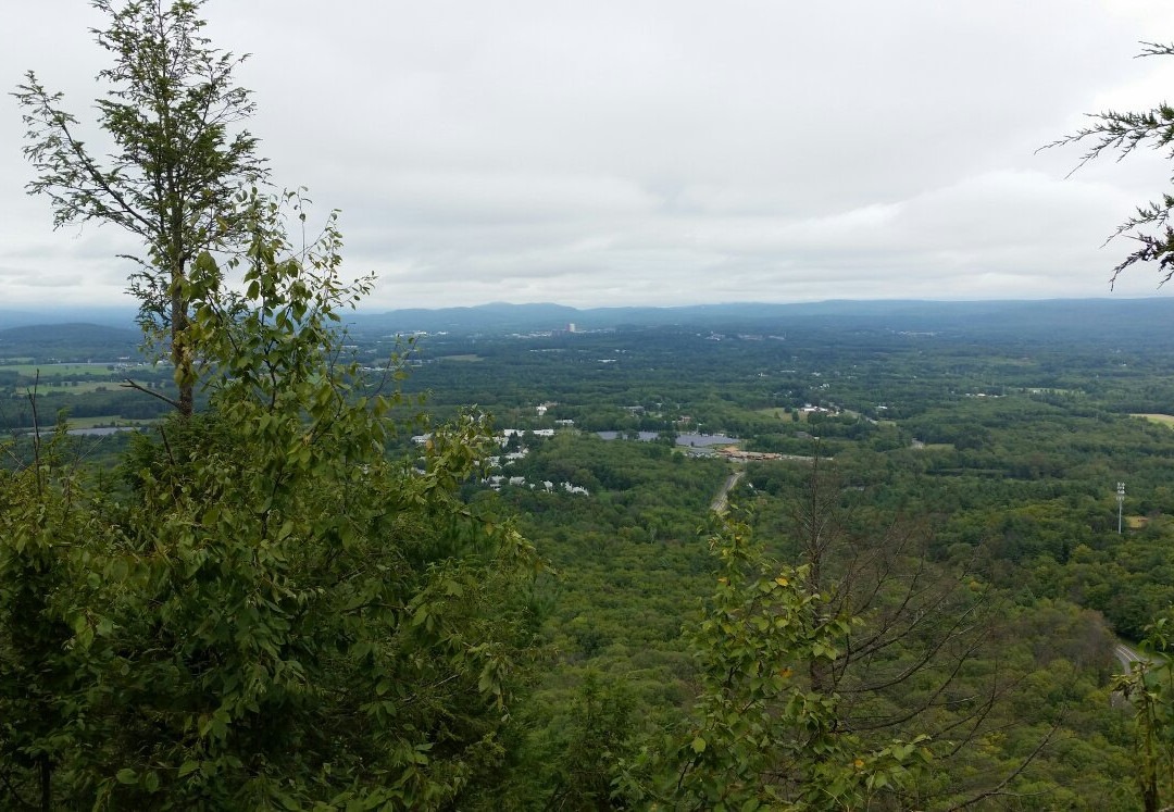Metacomet-Monadnock Trail