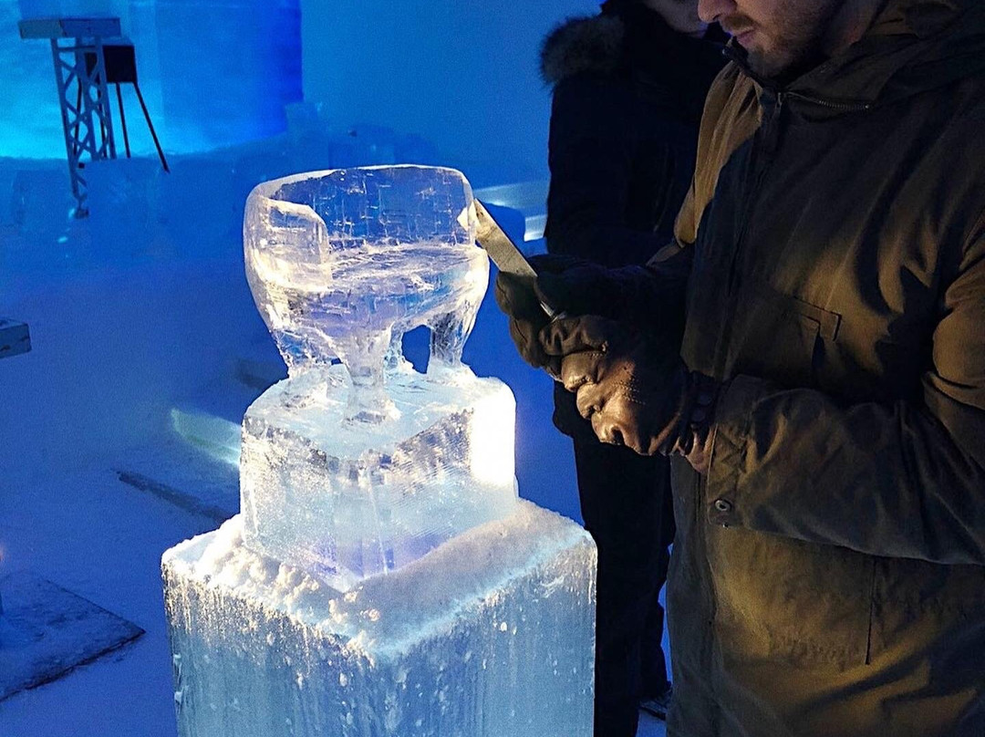 Ice Sculpting Lesson at The Ice Hotel-Jukkasjarvi必去景点