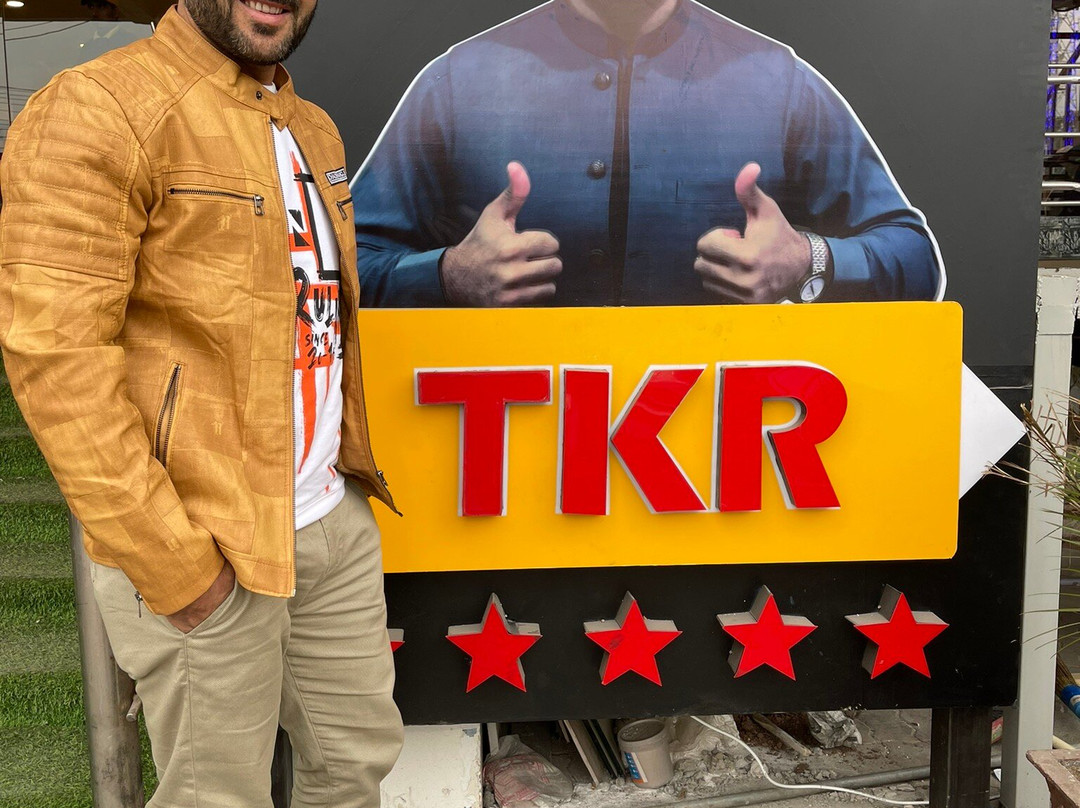 TKR