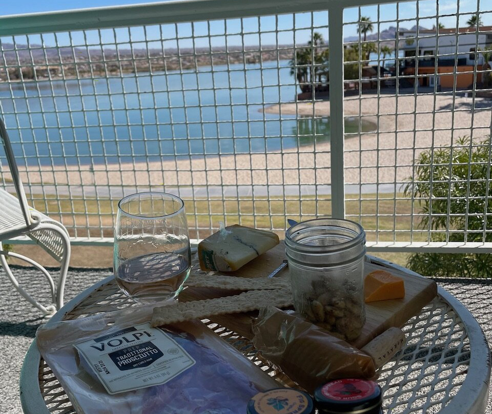 航海海滨度假酒店主图