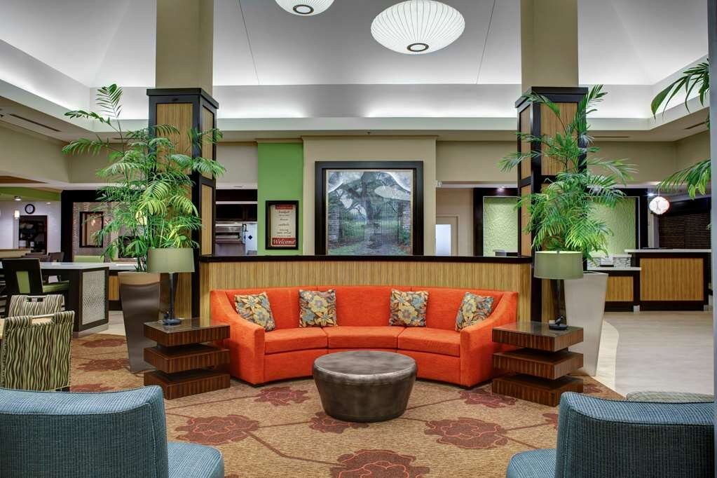 Hilton Garden Inn Atlanta North/Alpharetta主图