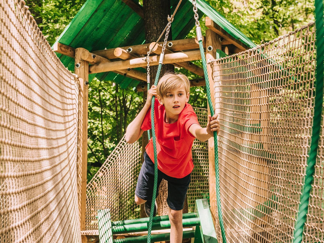 Trollandia Rope Park Gora Zar景点图片