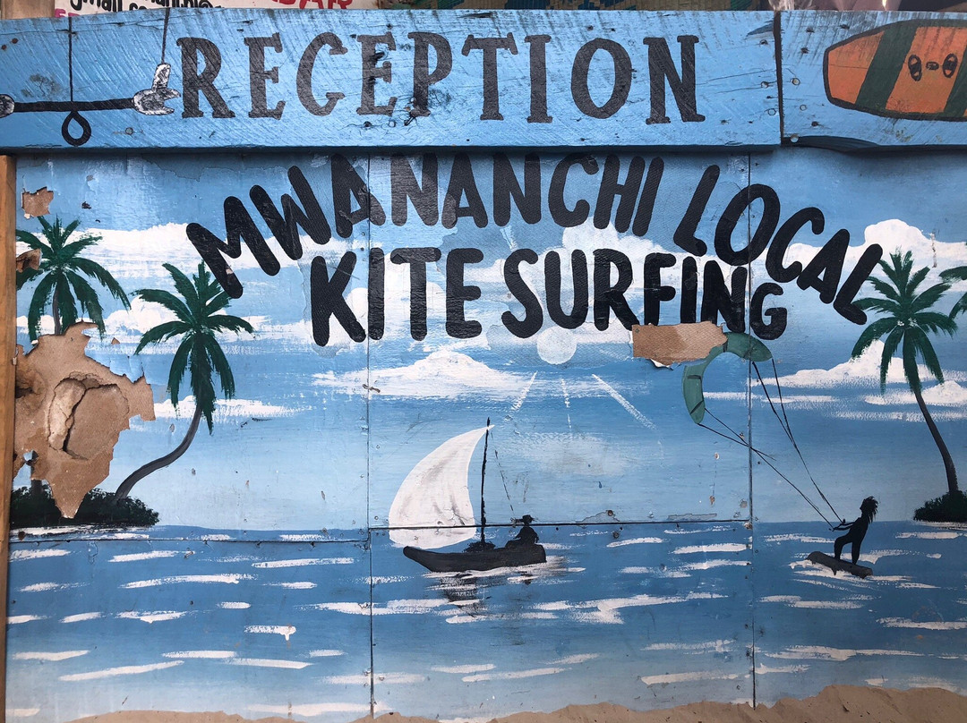 Mwananchi Kite Surfing-帕杰必去景点