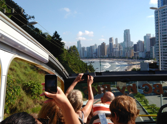 BC by Bus-康泊琉海水浴场必去景点