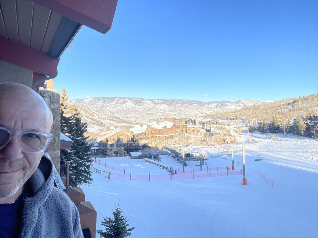 Stonebridge Condominiums主图