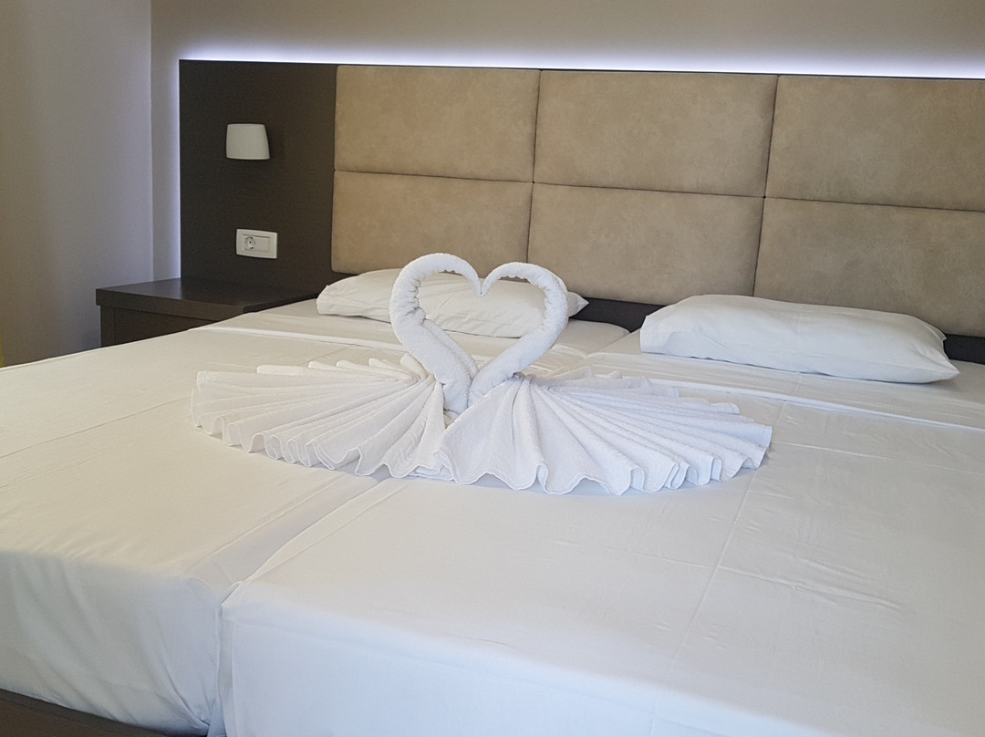 Plaka Beach Resort主图