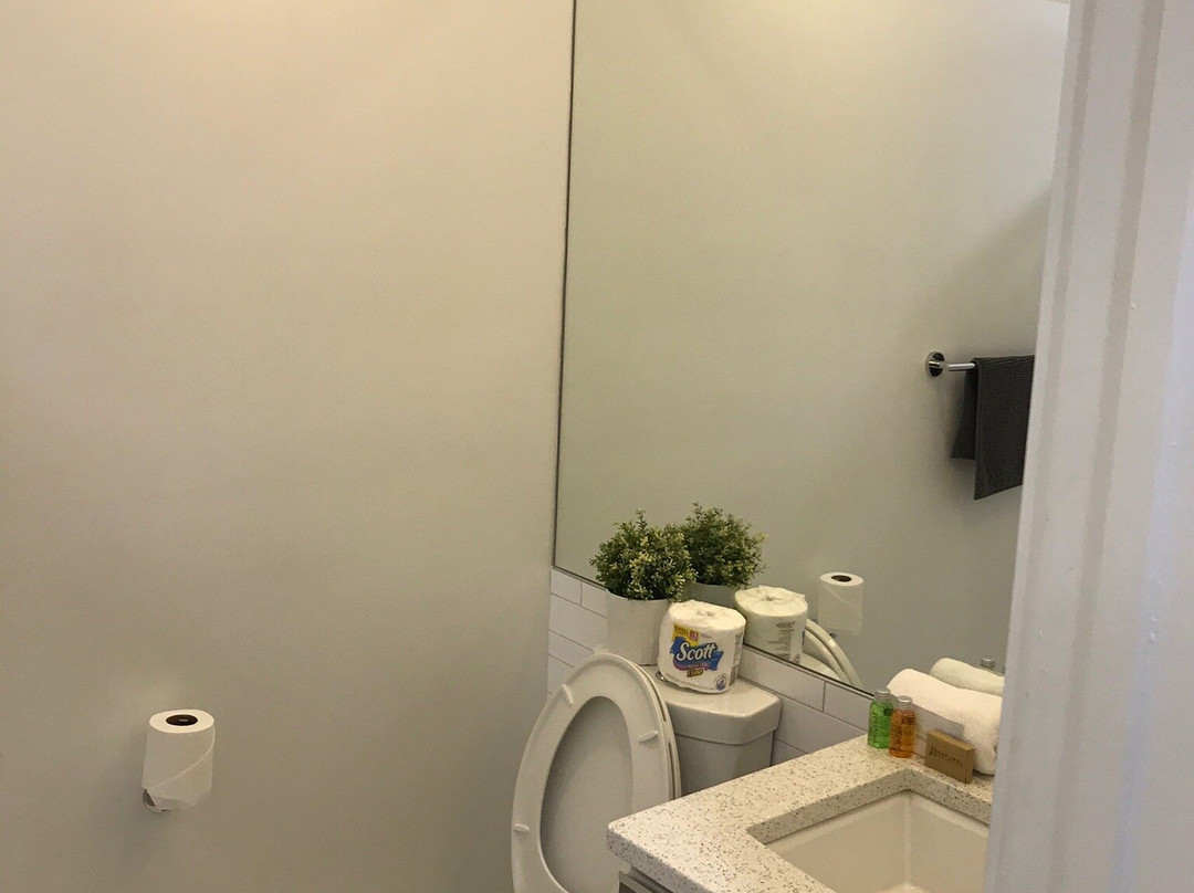 Dharma Home Suites Hoboken at Novia主图