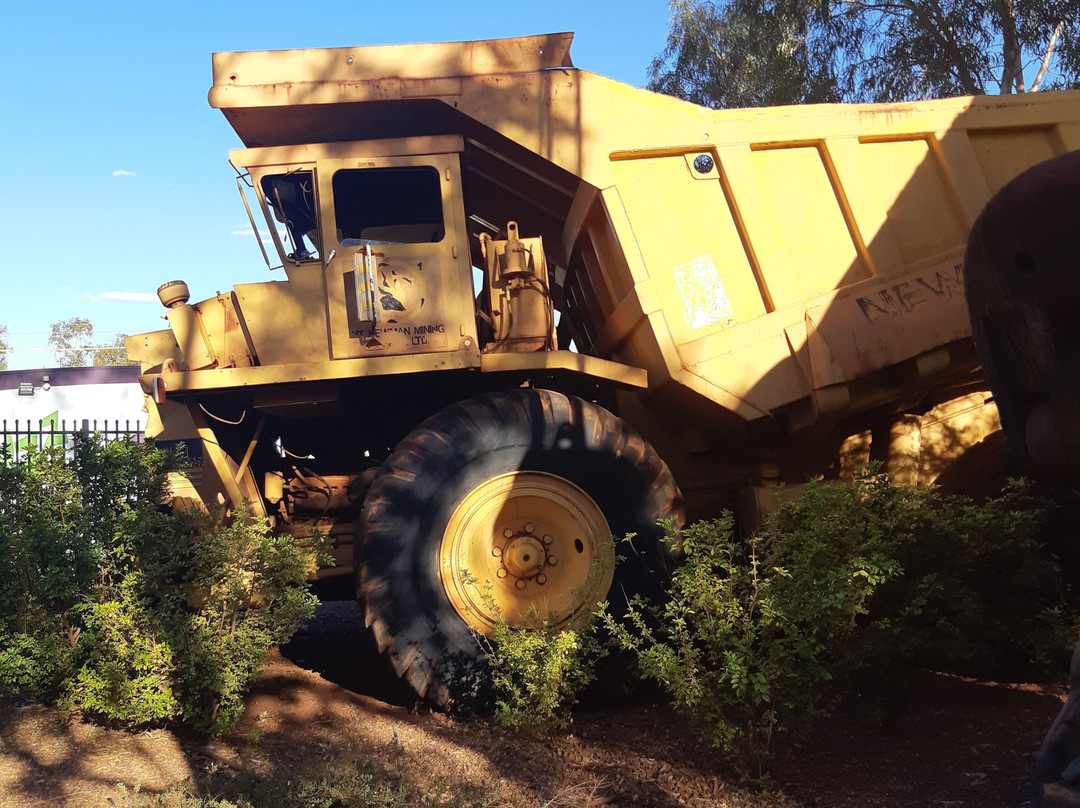 Newman Visitor Centre Chalets主图
