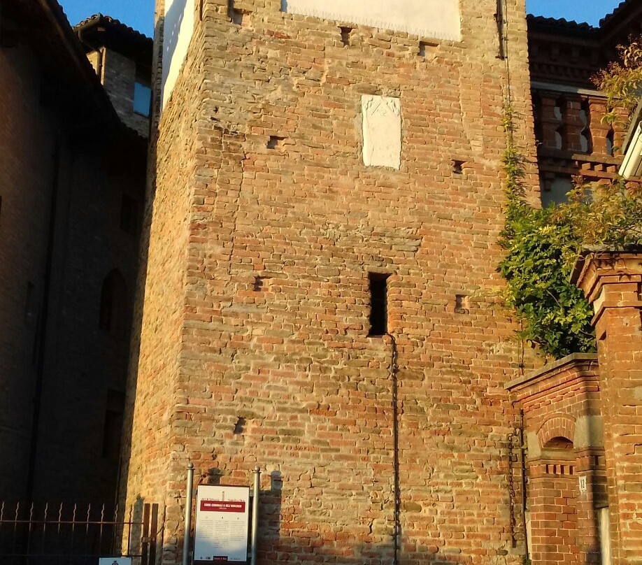 Torre Comunale o Dell'Orologio景点图片