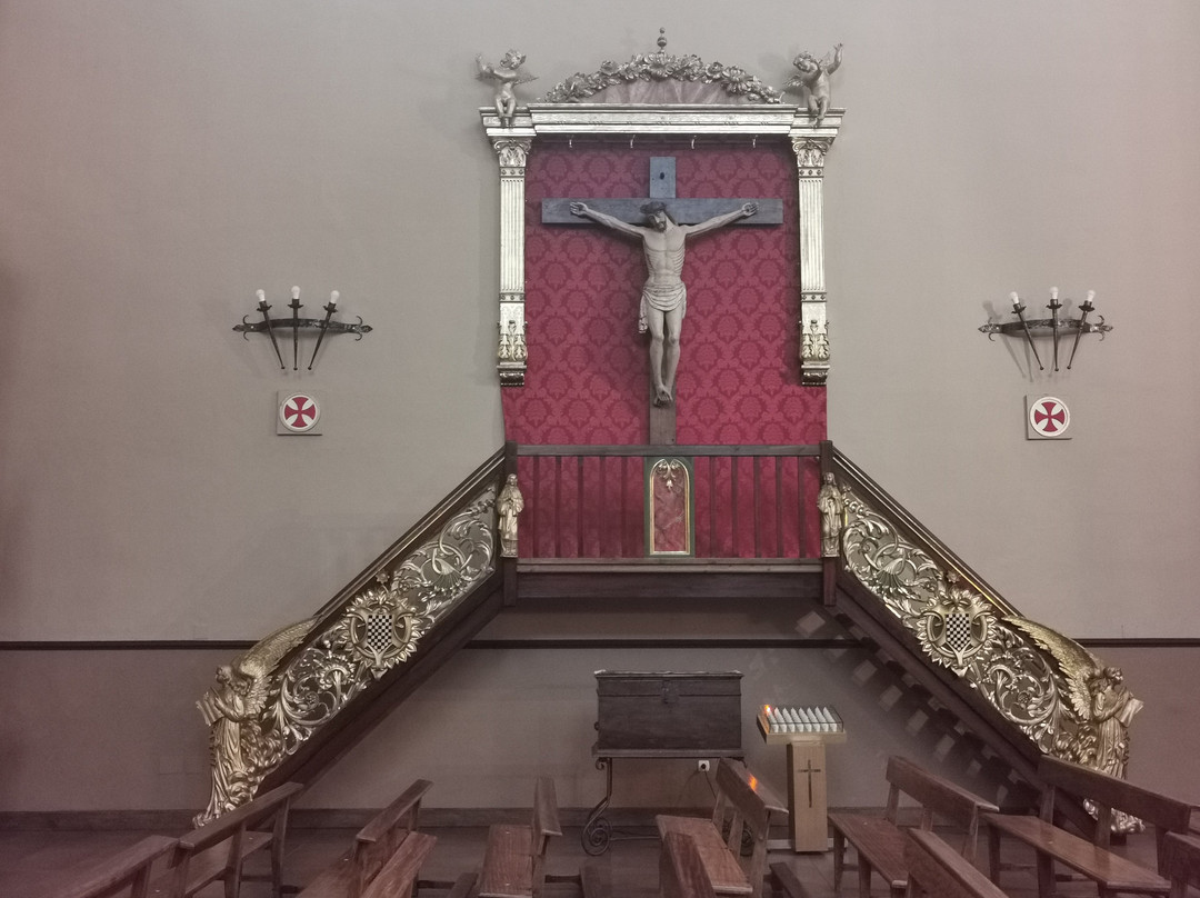 Iglesia De Santiago-Elizondo必去景点