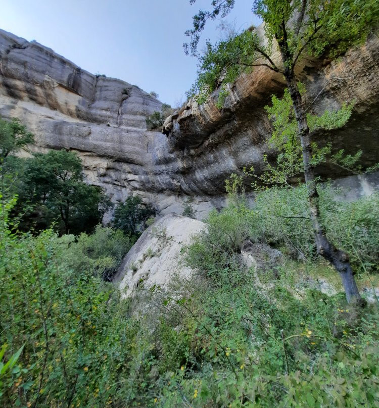 Cascada de la Mea景点图片