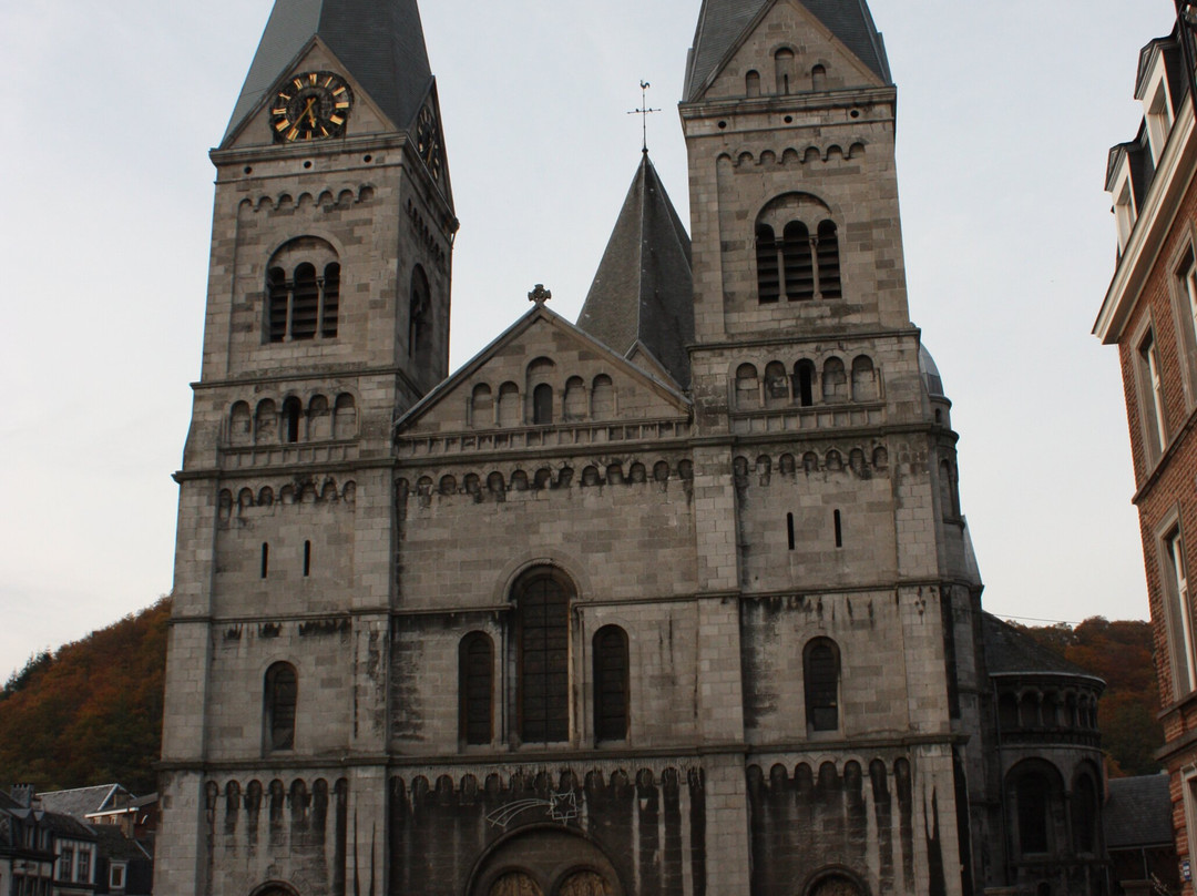 Eglise Notre Dame et Saint Remacle景点图片