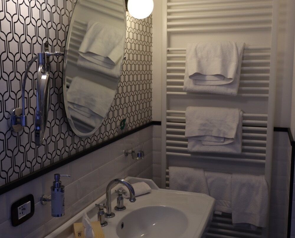 Duca D'Aosta Modern Retro Hotel主图