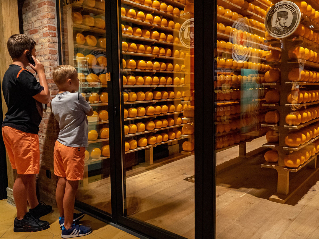 The Story of Edam Cheese by Henri Willig景点图片