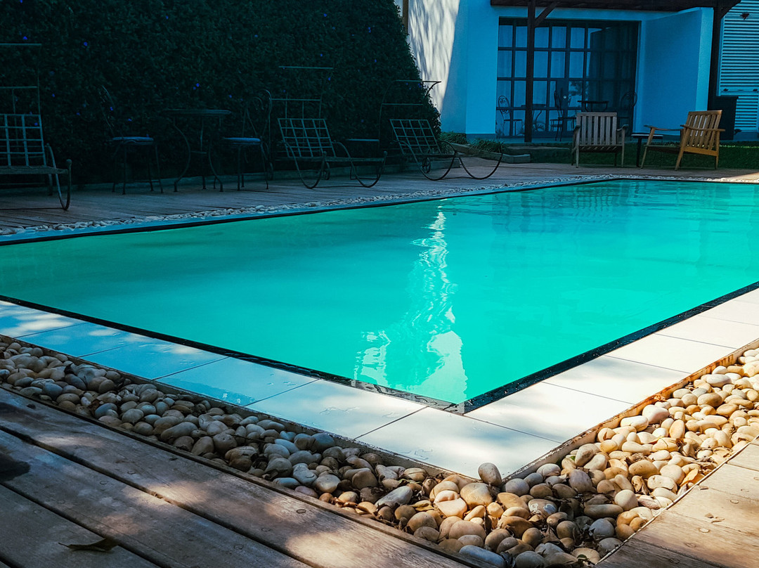 Latitude 0 Degrees Hotel主图