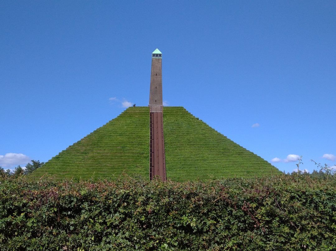 Pyramide van Austerlitz-Woudenberg必去景点
