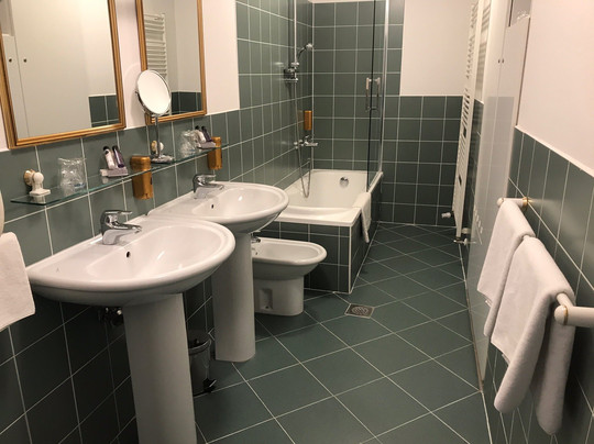 安提克酒店主图