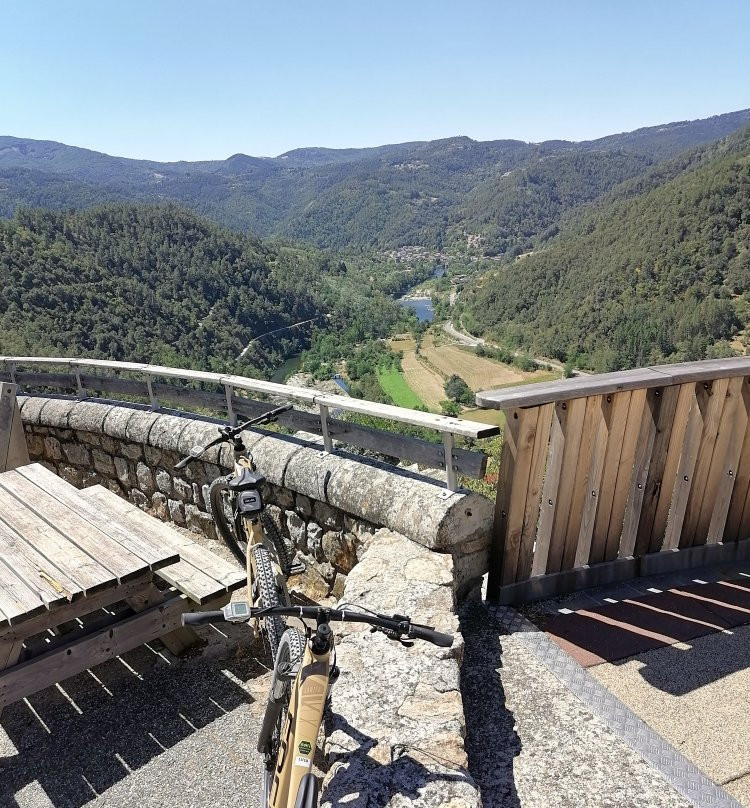 Stations Bee's La Voulte-sur-Rhone - Location vélos électriques-La Voulte-sur-Rhone必去景点