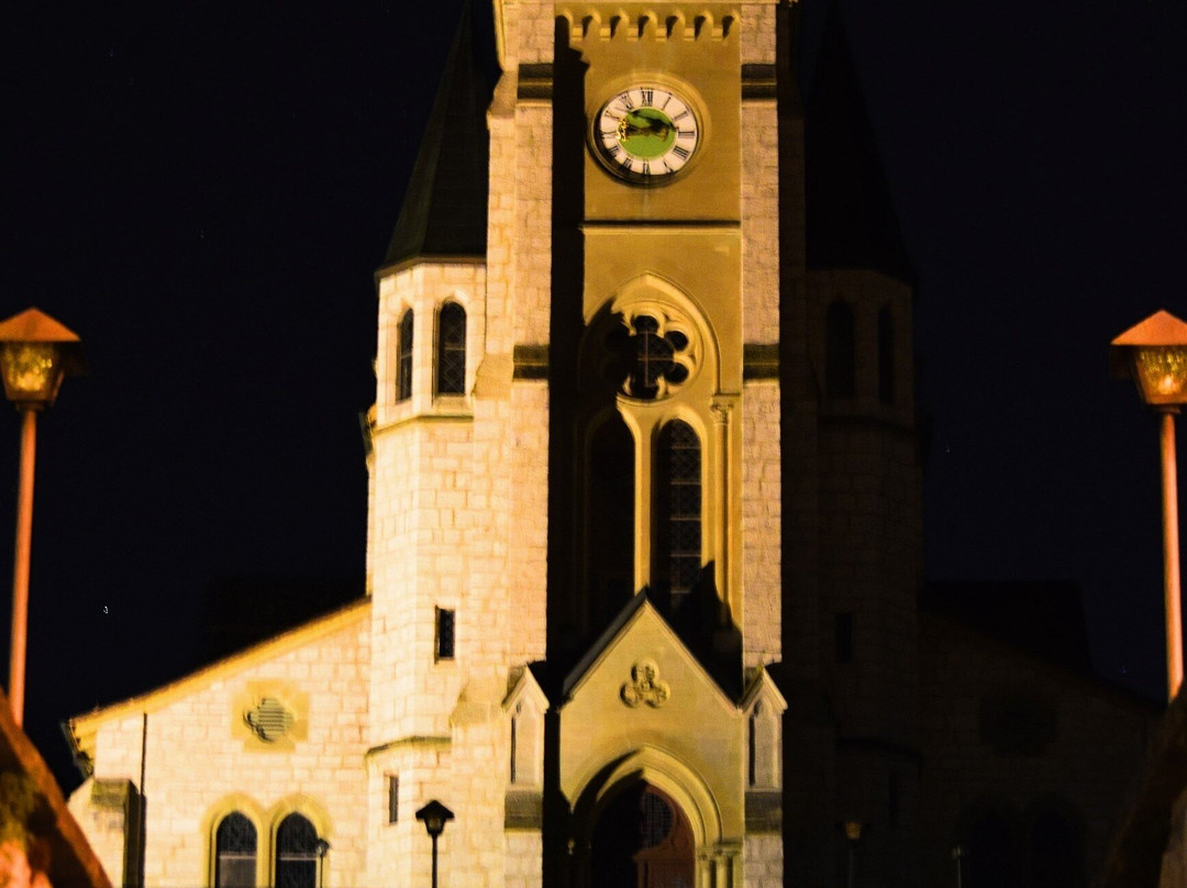 Pfarrkirche Herz-Jesu-龙疆必去景点