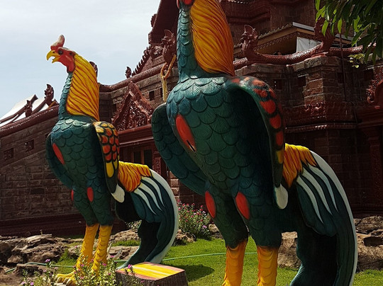 Wat Phrai Phatthana-甫信必去景点