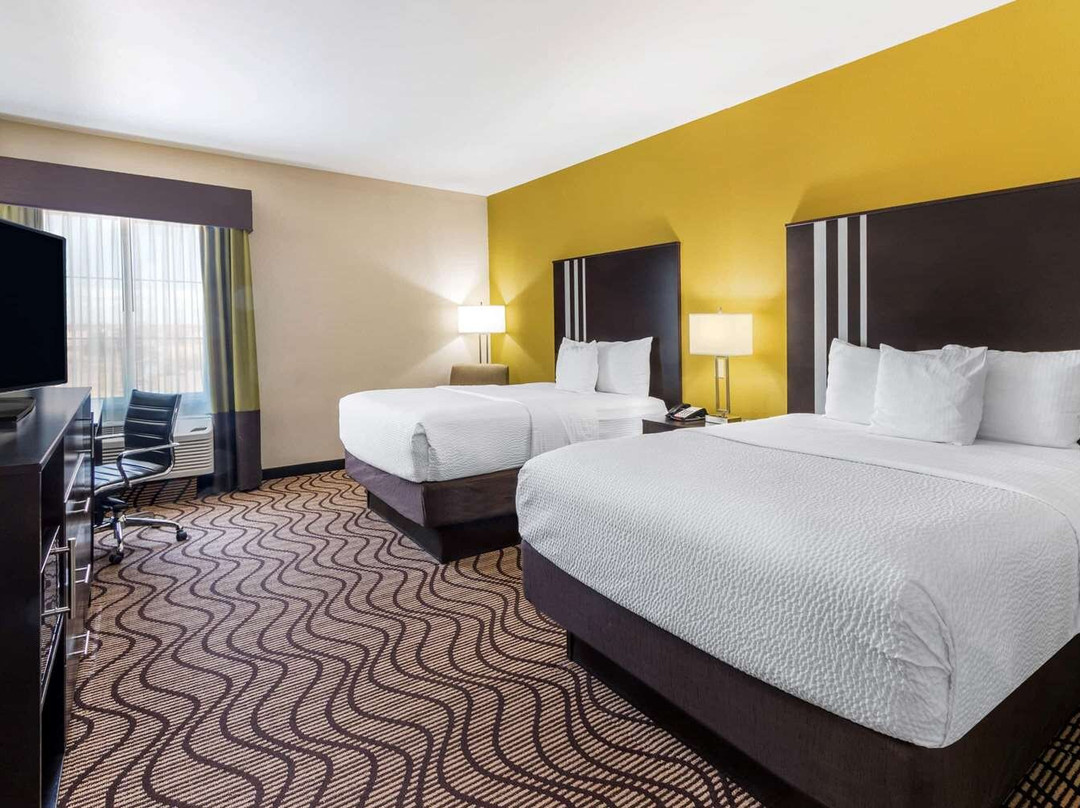 La Quinta Inn & Suites by Wyndham Artesia主图