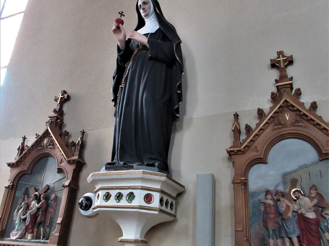 Eglise Saint-Hubert-Illange必去景点