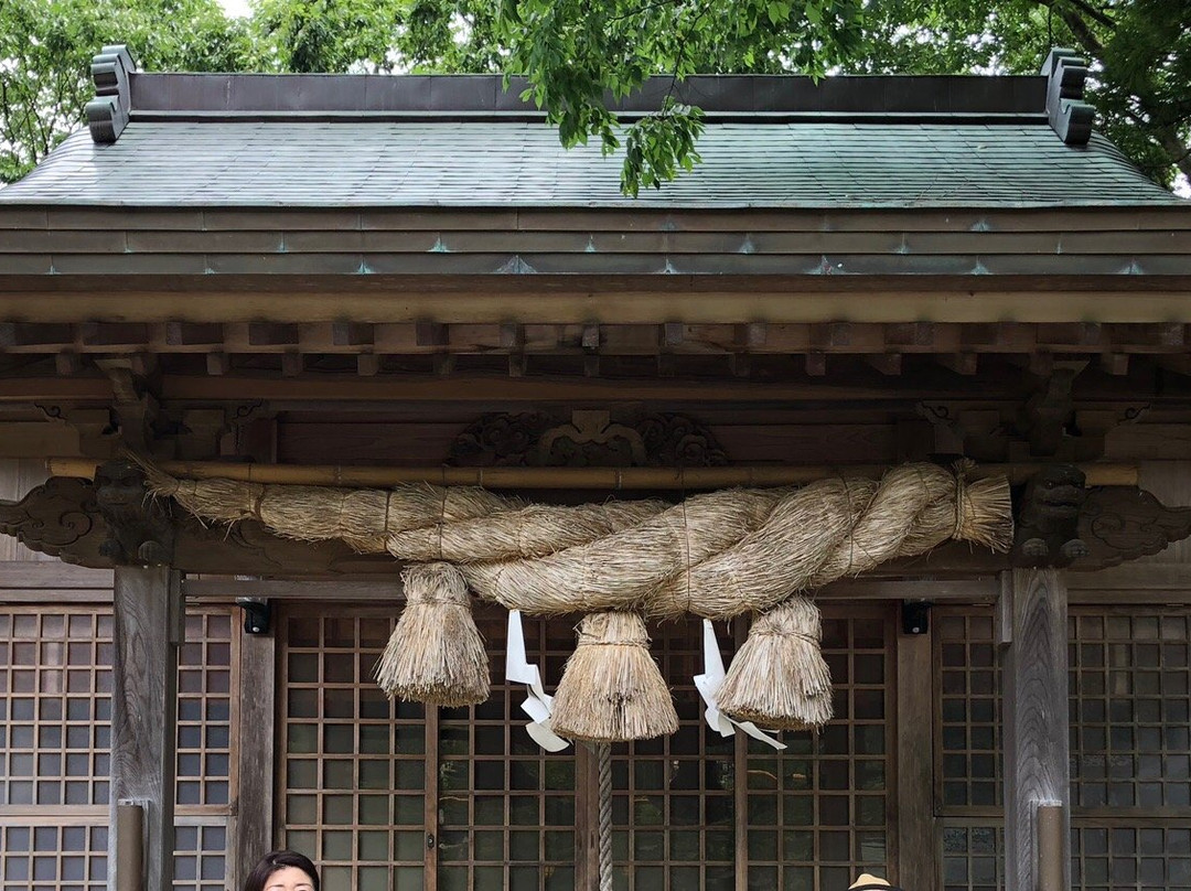 Emi Shrine景点图片
