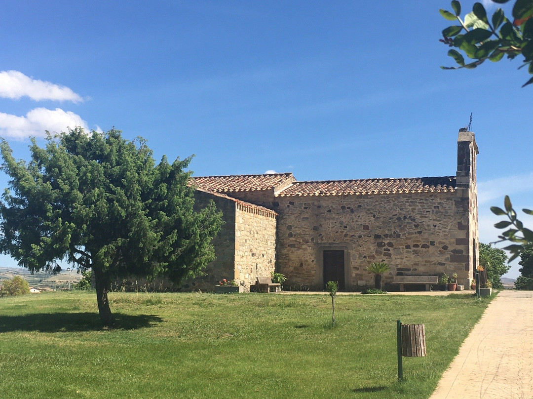 Chiesa di Santa Barbara de Montes-Capoterra必去景点