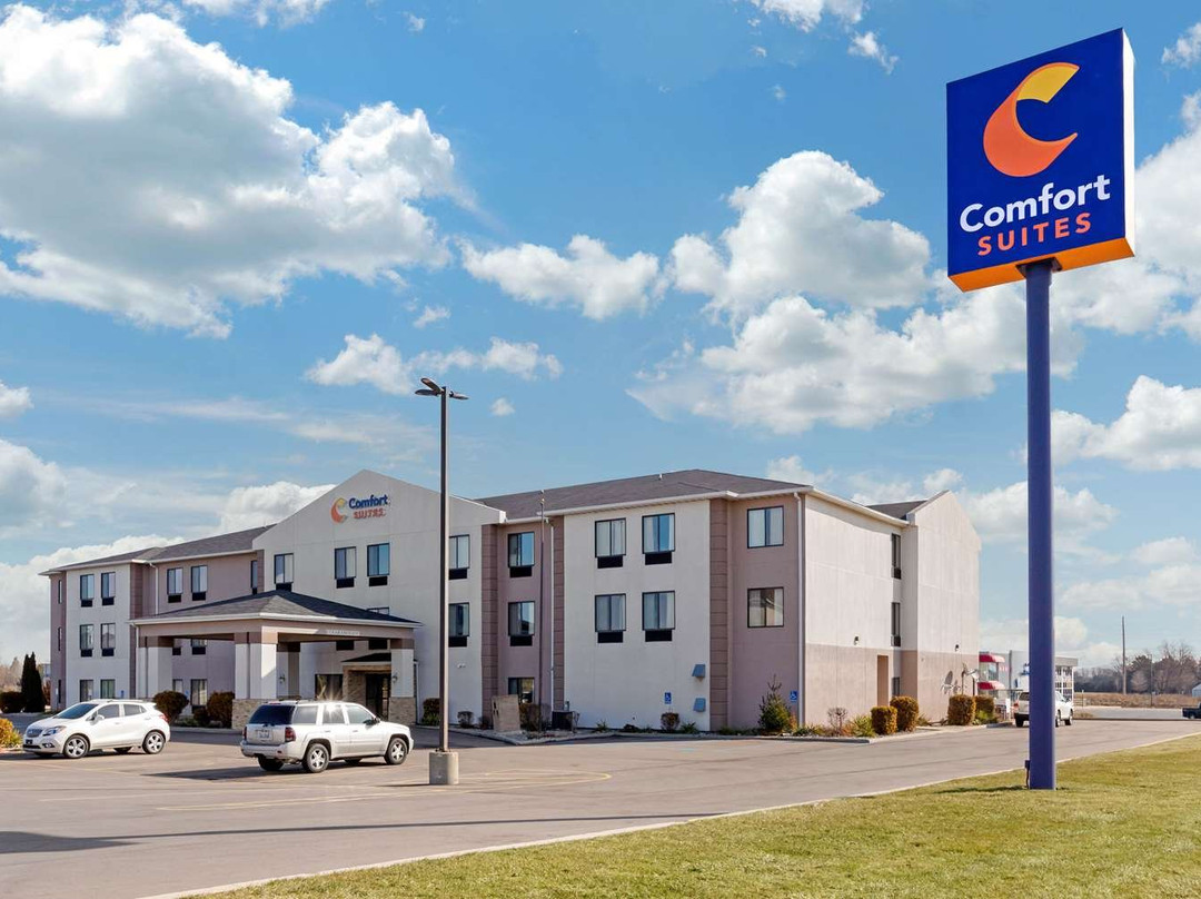 Comfort Suites South Haven Near I-96主图