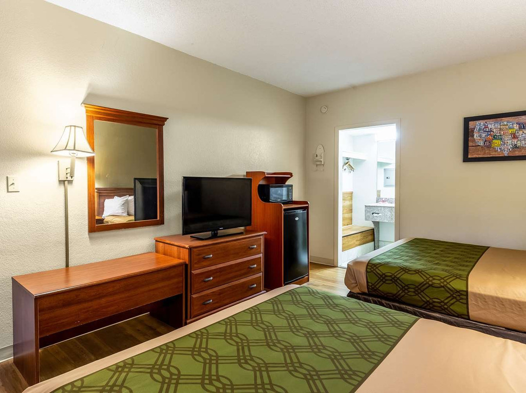 Econo Lodge North主图