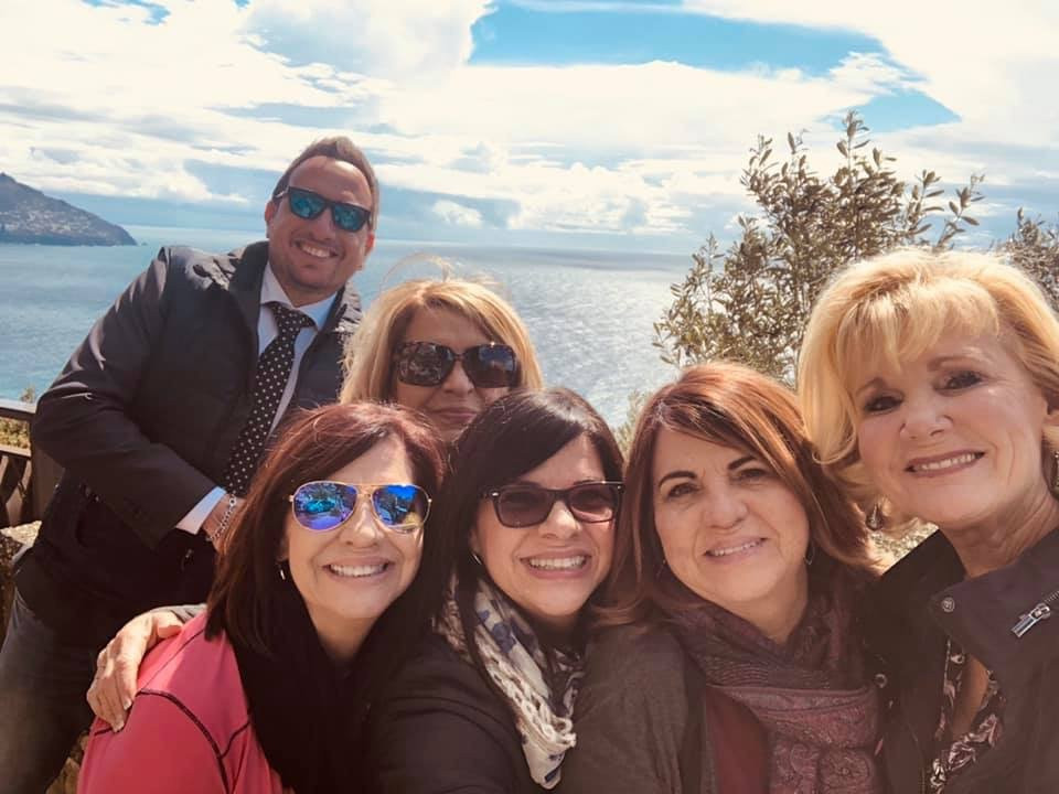 Good Heart Limos-索伦托必去景点