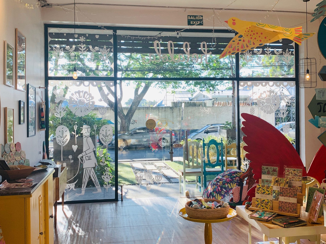 Holalola Gift Shop景点图片