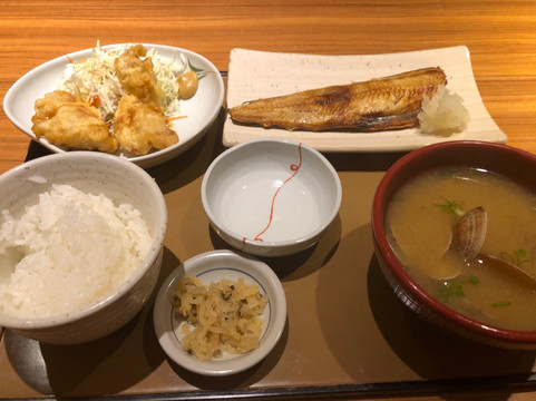 やよい軒 国立店