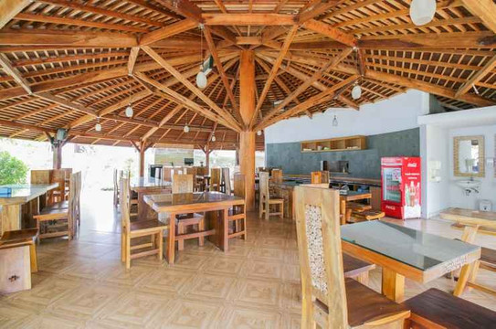 Kahai beach hotel主图