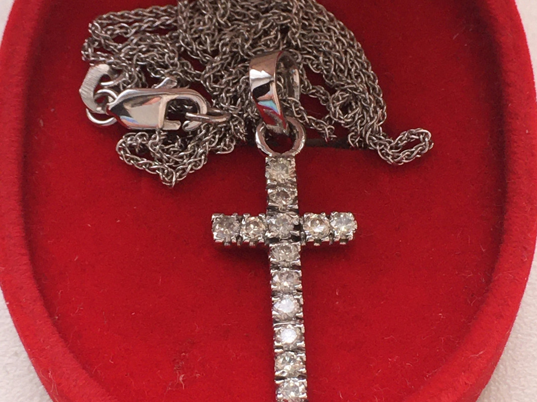 Elegant Gems-坎多林必去景点