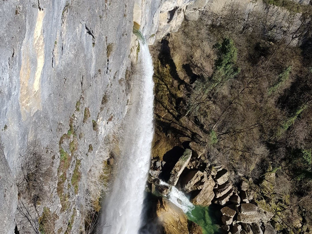 Cascade de Cerveyrieu-Belmont-Luthezieu必去景点