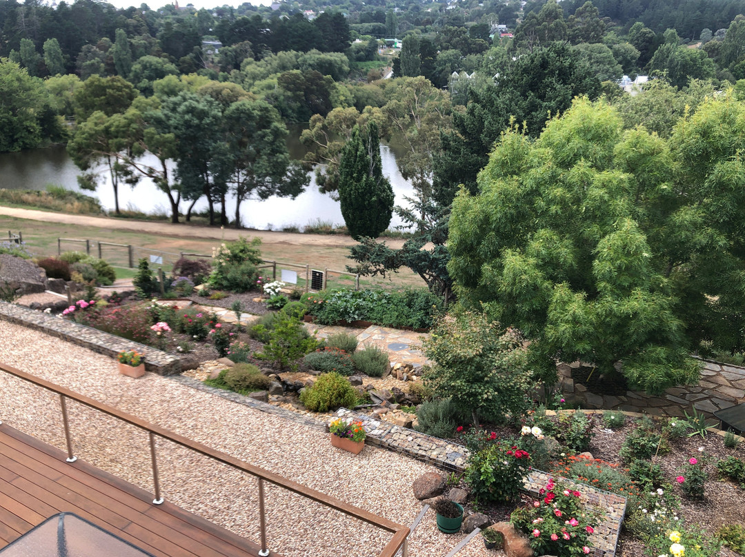 Balconies Lakeside主图